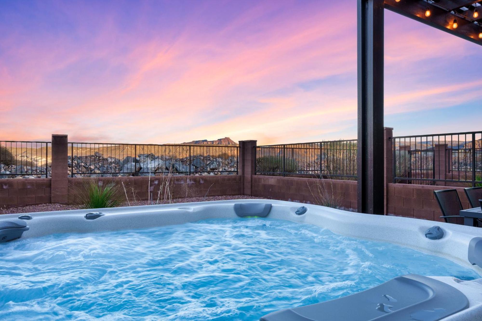 Discover Zion Mountain, Private Hot Tub-3 Bedroom Hurricane Exterior foto